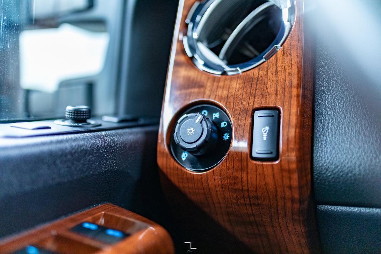 2016 Ford F-350 4x4 Crew Cab King Ranch FX4 Diesel Leather Roof Nav Red Deer AB