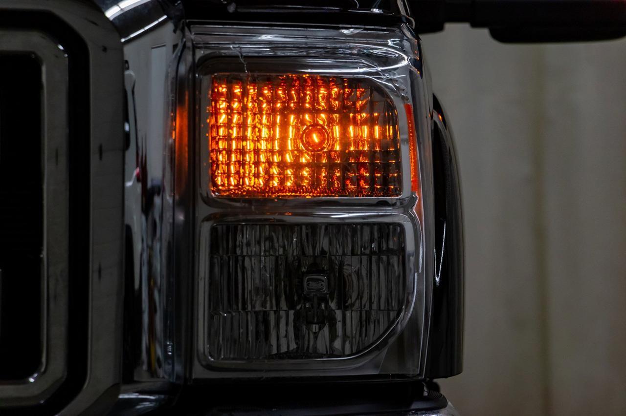 2016 Ford F-350 4x4 Crew Cab Lariat Diesel Leather Roof Nav Red Deer AB