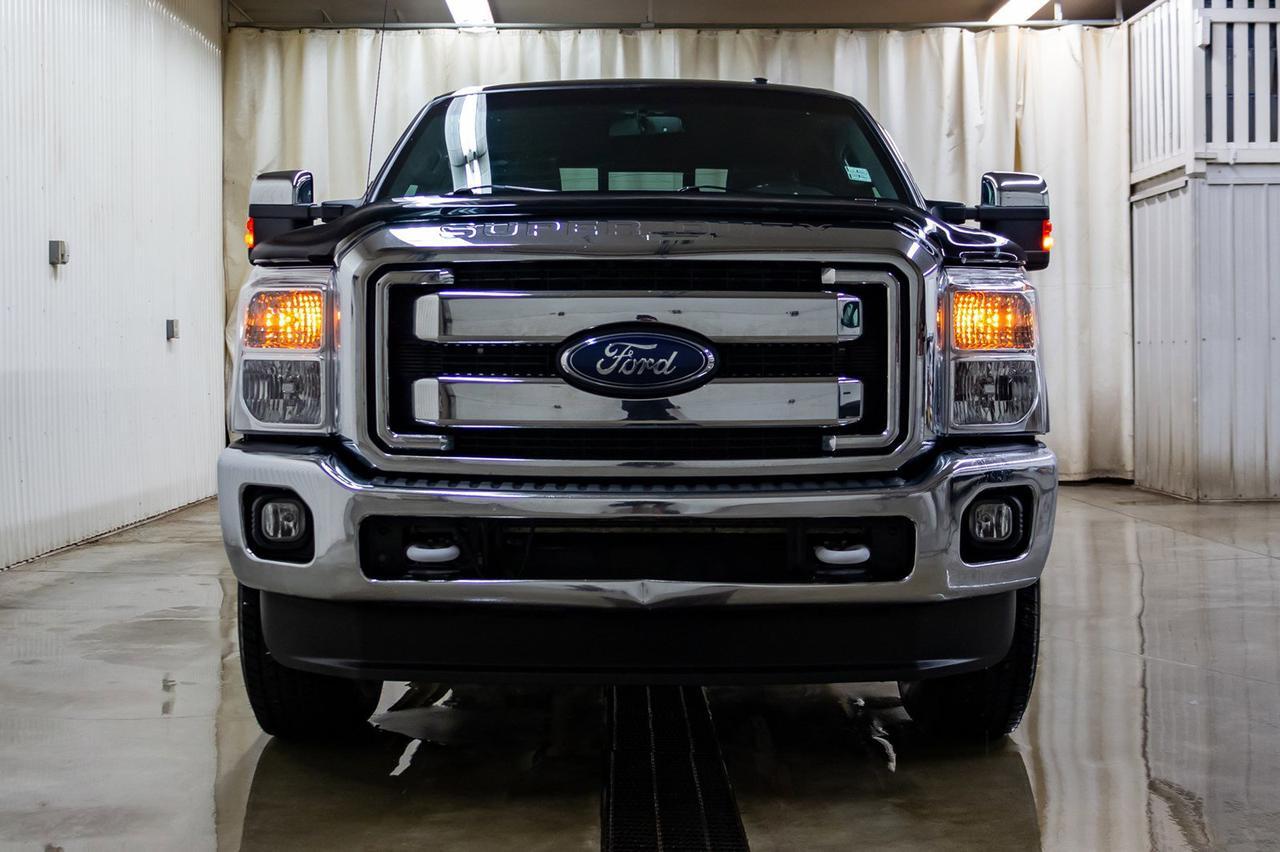 2016 Ford F-350 4x4 Crew Cab Lariat Diesel Leather Roof Nav Red Deer AB