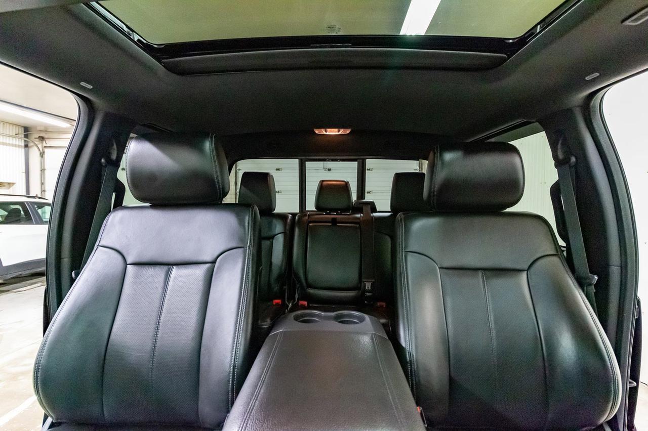 2016 Ford F-350 4x4 Crew Cab Lariat Diesel Leather Roof Nav Red Deer AB