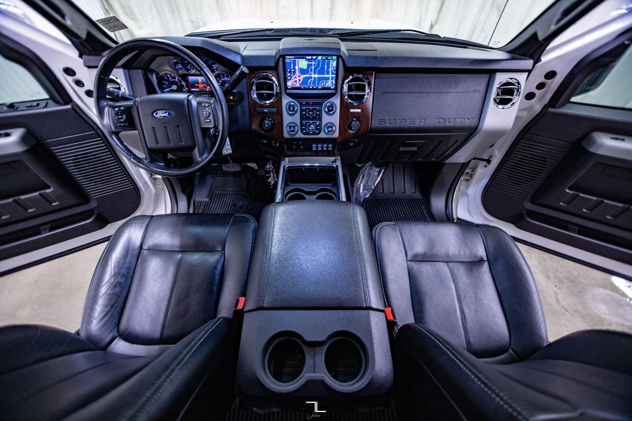 2016 Ford F-350 4x4 Crew Cab Lariat Diesel Leather Roof Nav Red Deer AB