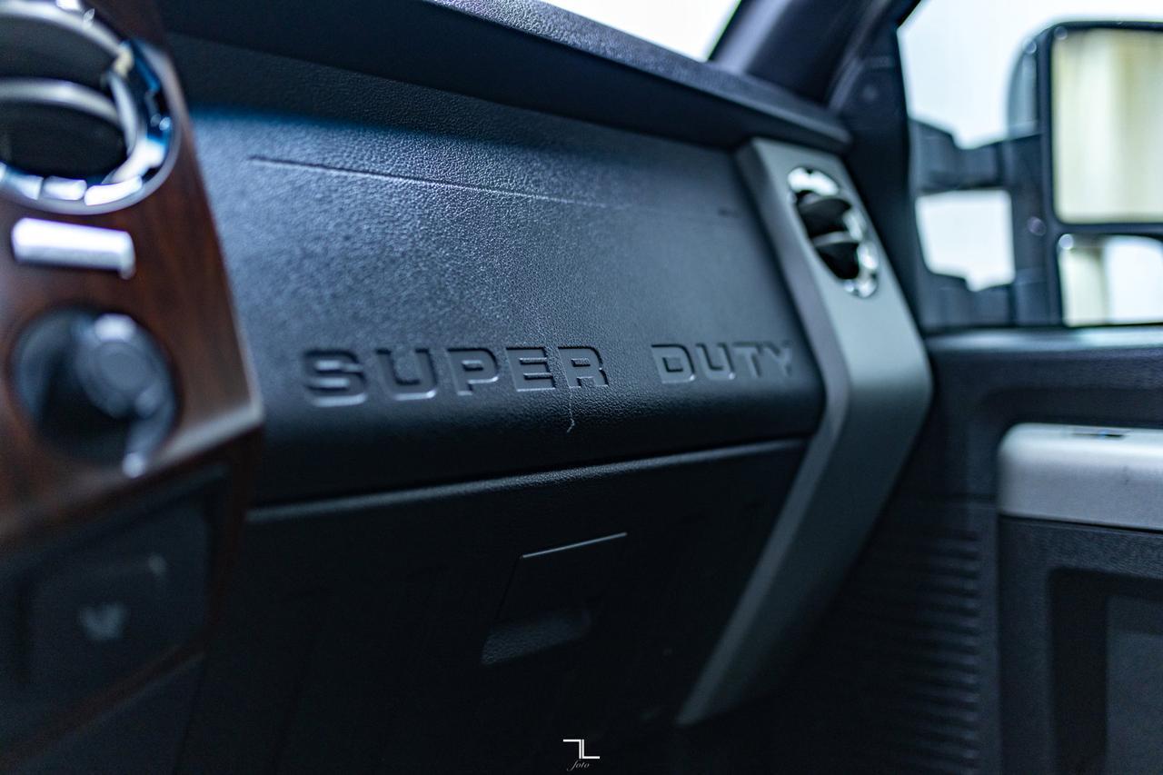 2016 Ford F-350 4x4 Crew Cab Lariat Diesel Leather Roof Nav Red Deer AB