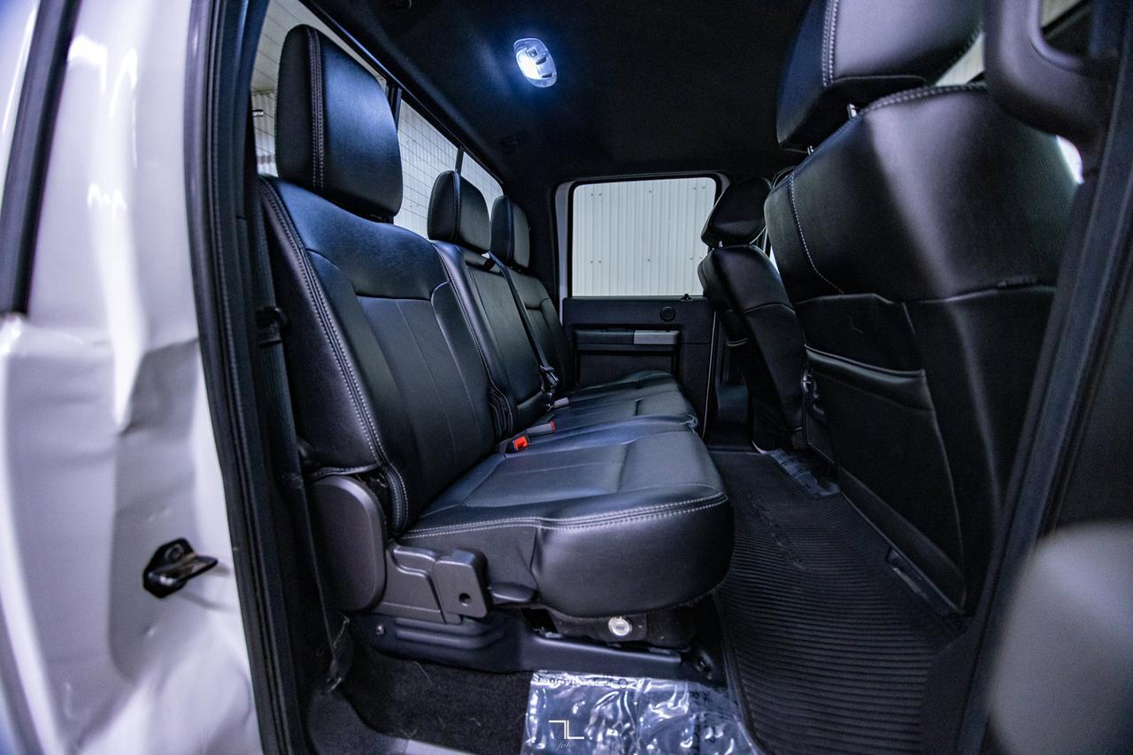 2016 Ford F-350 4x4 Crew Cab Lariat Diesel Leather Roof Nav Red Deer AB