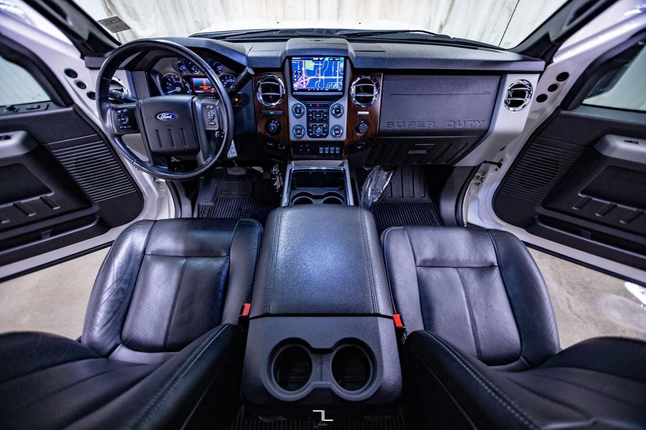 2016 Ford F-350 4x4 Crew Cab Lariat Diesel Leather Roof Nav Red Deer AB