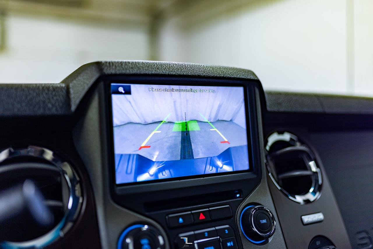 2016 Ford F-350 4x4 Crew Cab Lariat Diesel Leather Roof Nav Red Deer AB