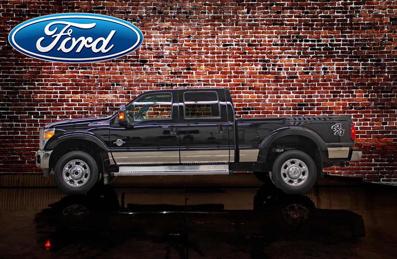 2016 Ford F-350 4x4 Crew Cab Lariat Diesel Leather Roof Nav