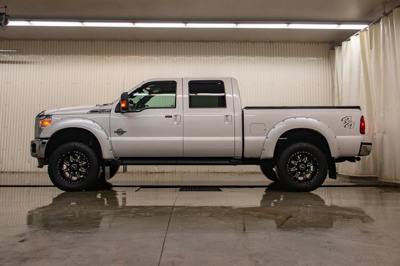 2016 Ford F-350 4x4 Crew Cab Lariat Diesel Lift Wheels Red Deer AB