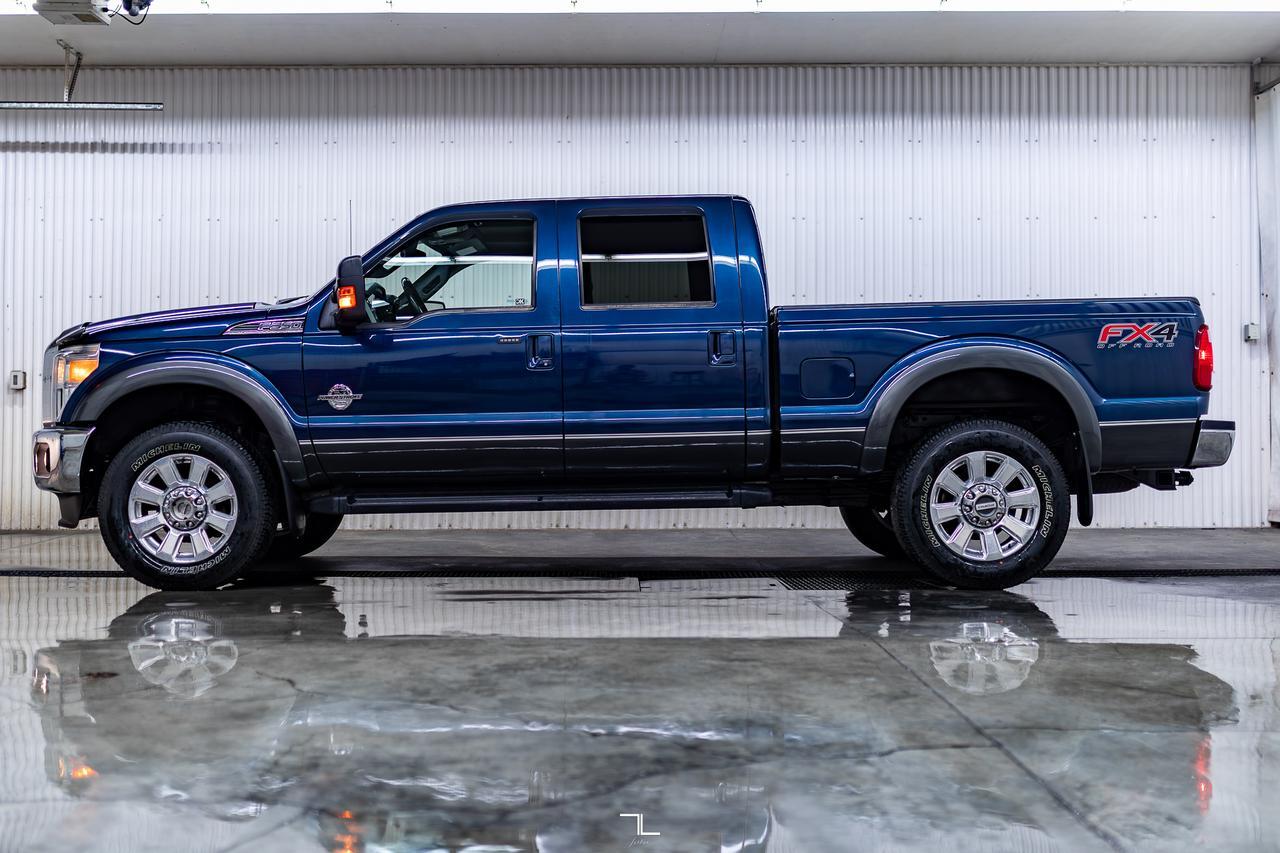 2016 Ford F-350 4x4 Crew Cab Lariat FX4 Diesel Leather Roof BCam Red Deer AB