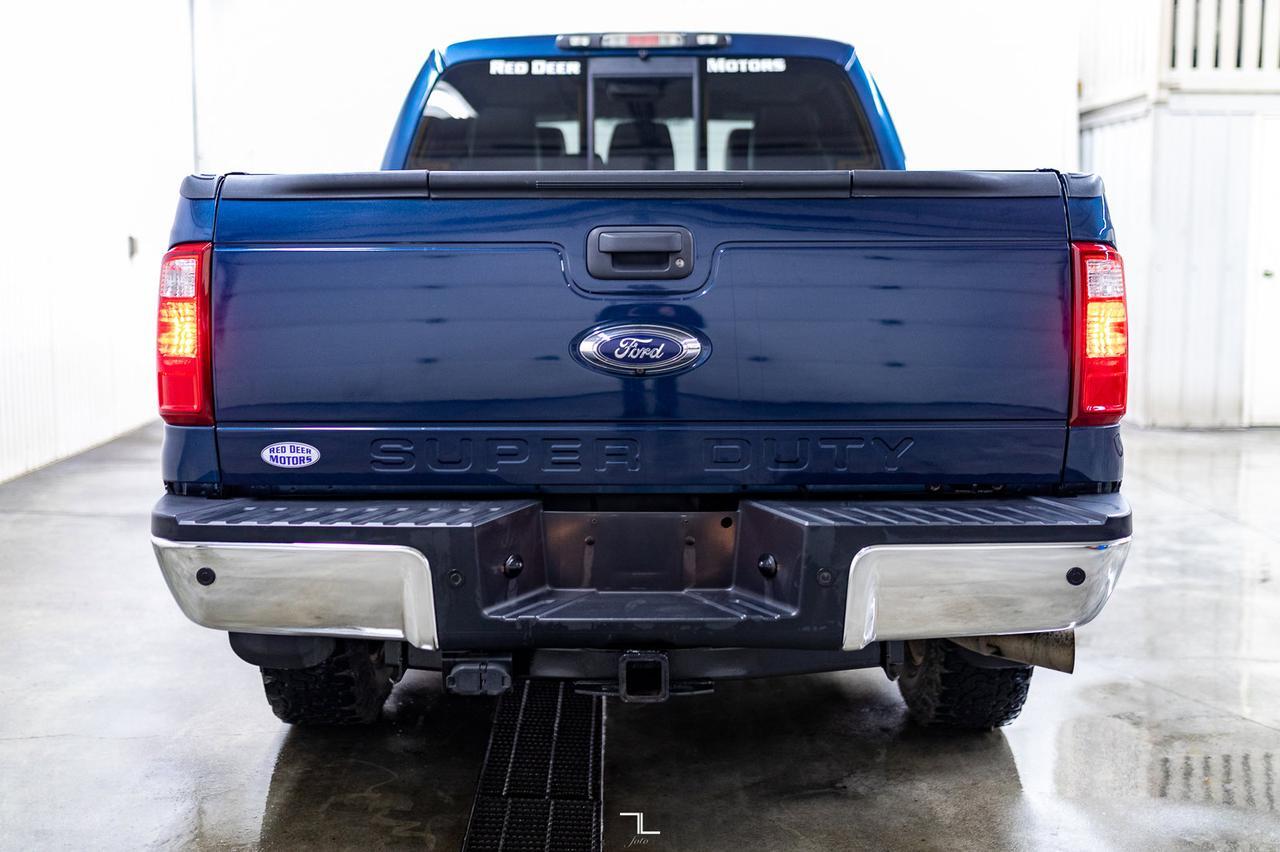 2016 Ford F-350 4x4 Crew Cab Lariat FX4 Diesel Leather Roof BCam Red Deer AB