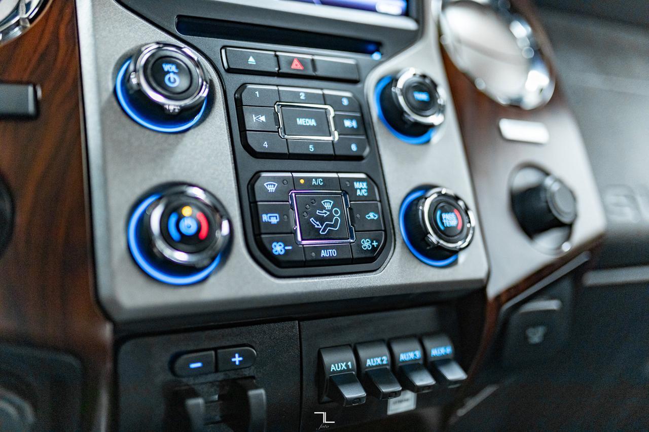 2016 Ford F-350 4x4 Crew Cab Lariat FX4 Diesel Leather Roof BCam Red Deer AB