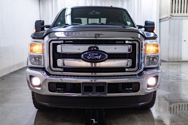 2016 Ford F-350 4x4 Crew Cab Lariat FX4 Diesel Leather Roof BCam Red Deer AB