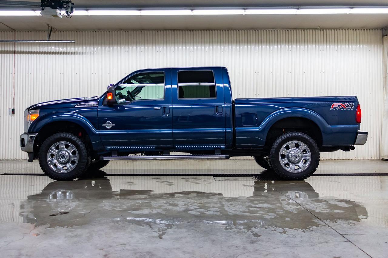 2016 Ford F-350 4x4 Crew Cab Lariat FX4 Diesel Leather Roof Nav Red Deer AB