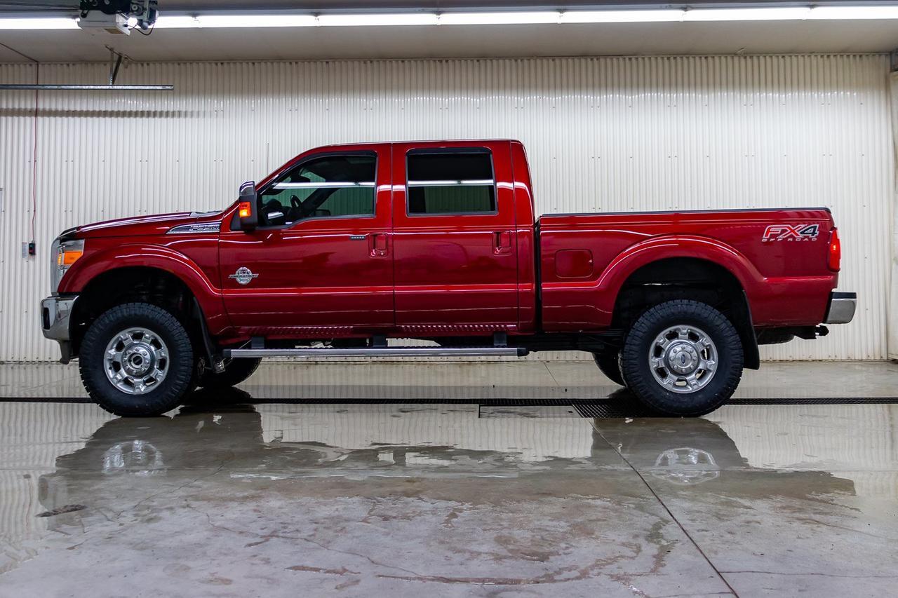 2016 Ford F-350 4x4 Crew Cab Lariat FX4 Diesel Leather Roof Nav Red Deer AB