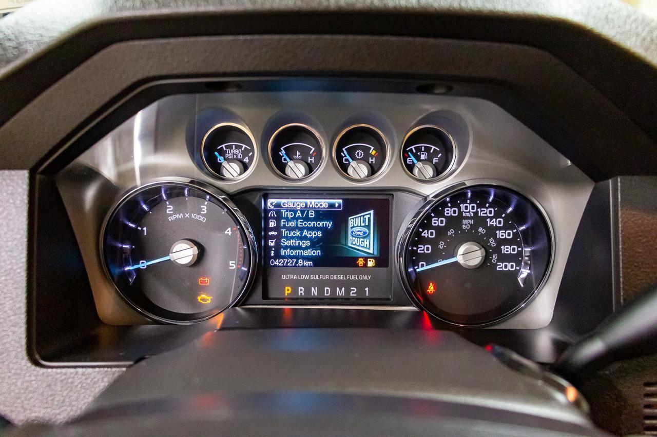 2016 Ford F-350 4x4 Crew Cab Lariat FX4 Diesel Leather Roof Nav Red Deer AB