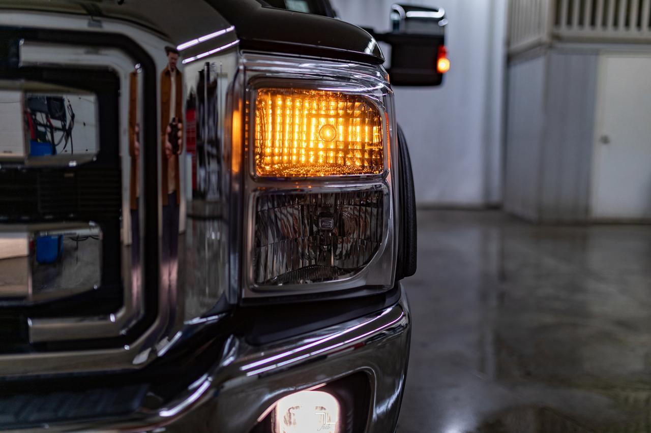 2016 Ford F-350 4x4 Crew Cab Lariat FX4 Diesel Leather Roof Nav Red Deer AB
