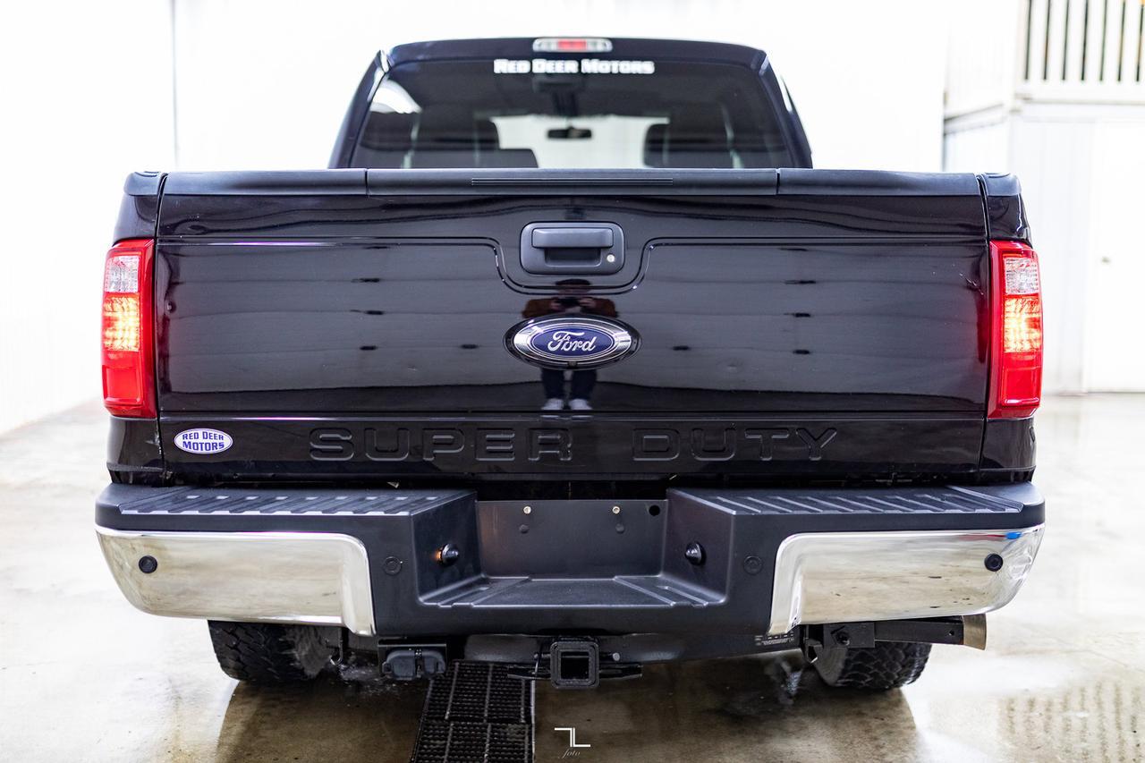 2016 Ford F-350 4x4 Crew Cab Lariat FX4 Diesel Leather Roof Nav Red Deer AB