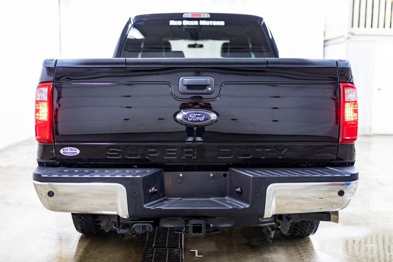 2016 Ford F-350 4x4 Crew Cab Lariat FX4 Diesel Leather Roof Nav Red Deer AB