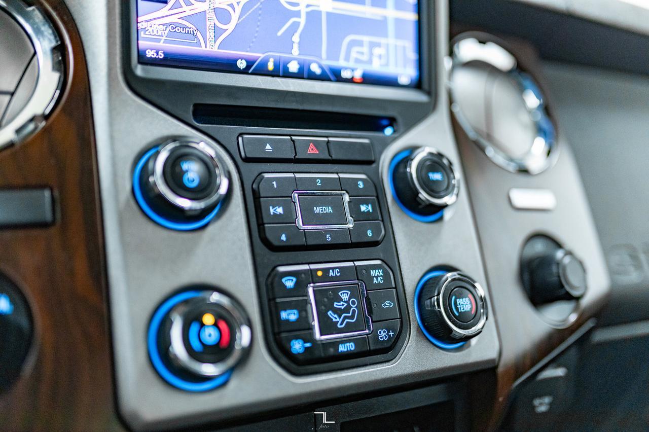 2016 Ford F-350 4x4 Crew Cab Lariat FX4 Diesel Leather Roof Nav Red Deer AB