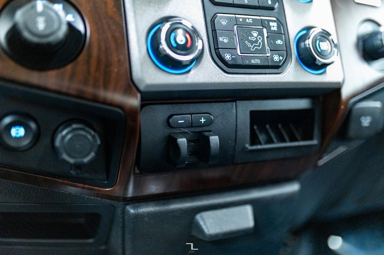 2016 Ford F-350 4x4 Crew Cab Lariat FX4 Diesel Leather Roof Nav Red Deer AB