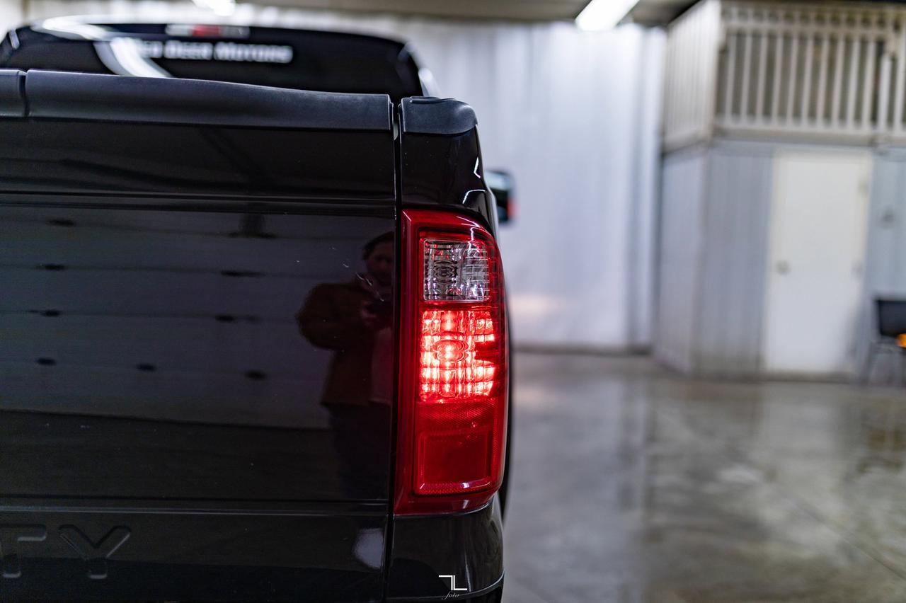 2016 Ford F-350 4x4 Crew Cab Lariat FX4 Diesel Leather Roof Nav Red Deer AB