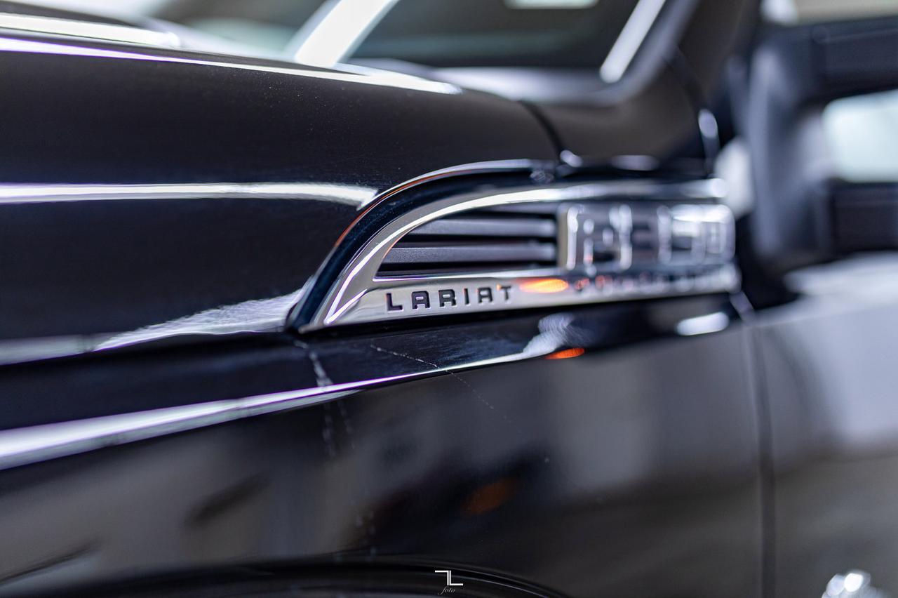 2016 Ford F-350 4x4 Crew Cab Lariat FX4 Diesel Leather Roof Nav Red Deer AB