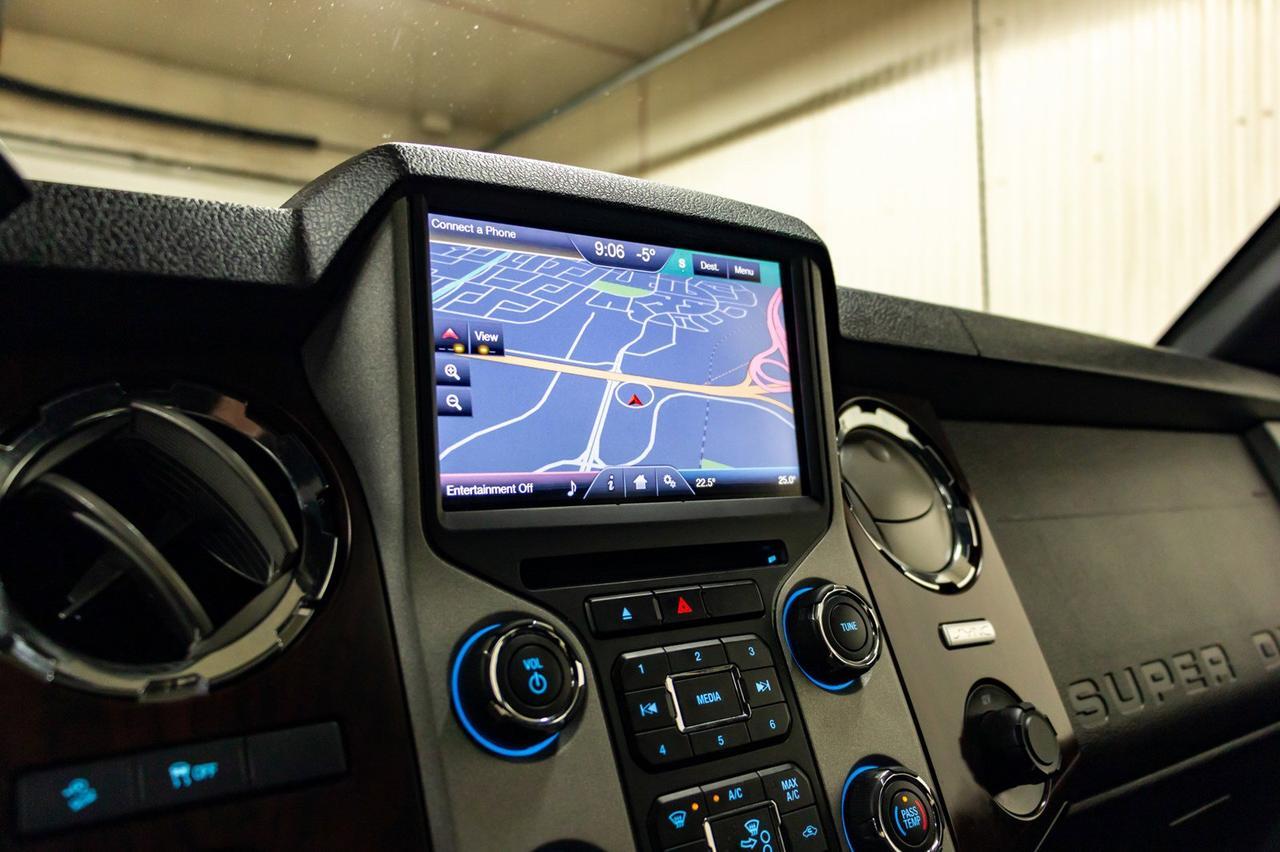 2016 Ford F-350 4x4 Crew Cab Lariat FX4 Diesel Leather Roof Nav Red Deer AB