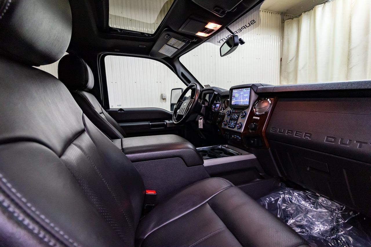 2016 Ford F-350 4x4 Crew Cab Lariat FX4 Diesel Leather Roof Nav Red Deer AB