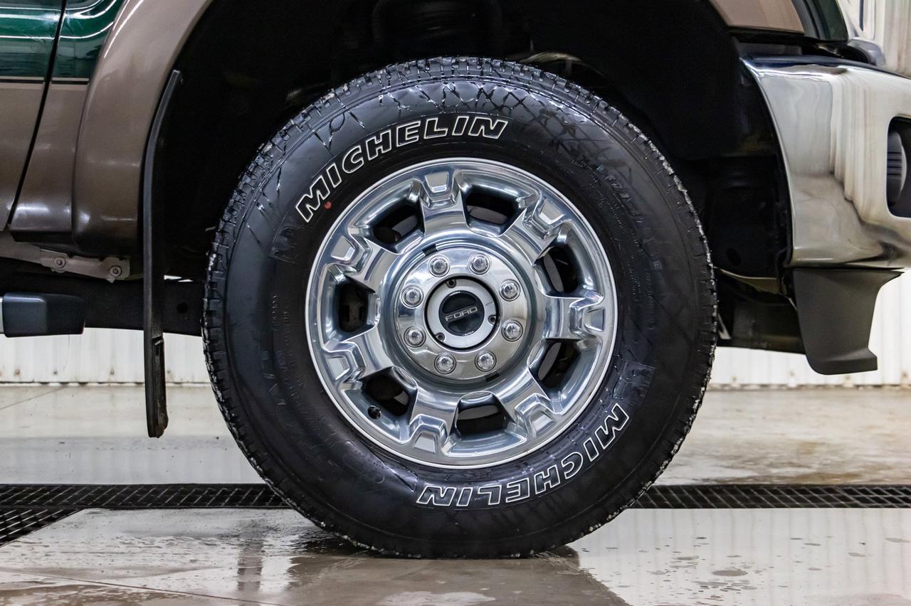 2016 Ford F-350 4x4 Crew Cab Lariat FX4 Diesel Leather Roof Nav Red Deer AB