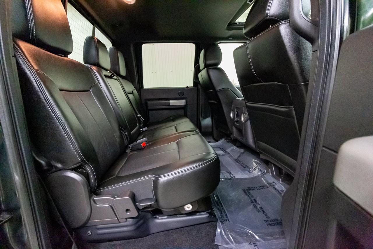 2016 Ford F-350 4x4 Crew Cab Lariat FX4 Diesel Leather Roof Nav Red Deer AB