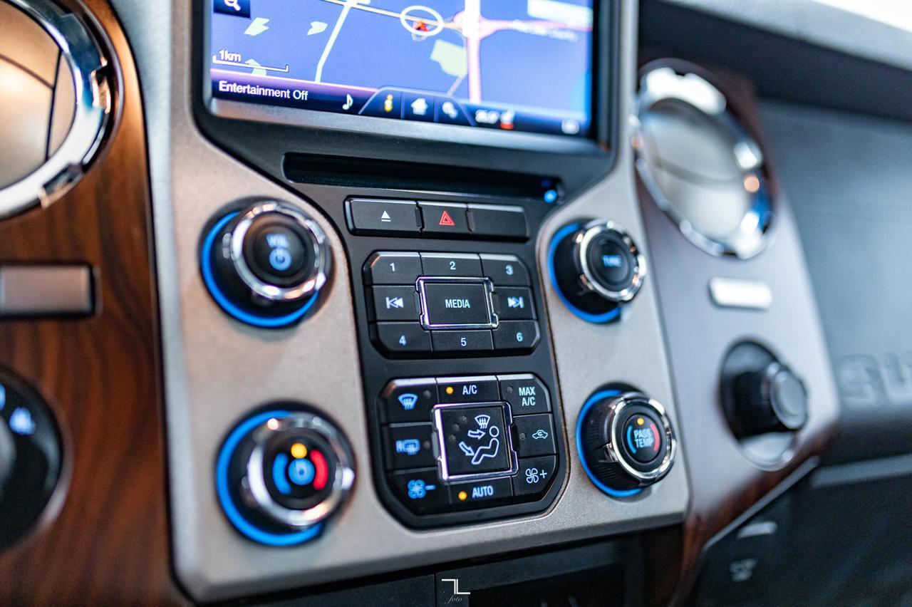 2016 Ford F-350 4x4 Crew Cab Lariat FX4 Diesel Leather Roof Nav Red Deer AB