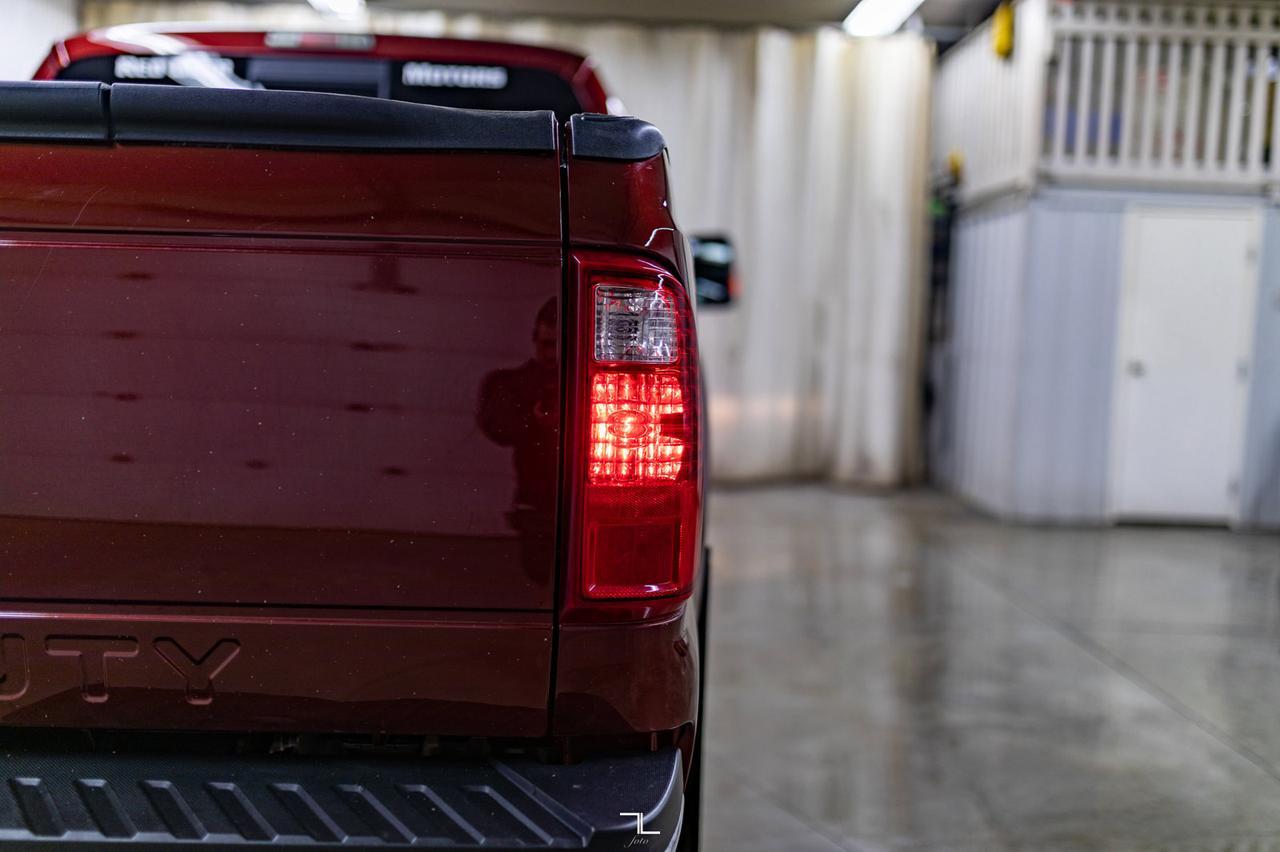 2016 Ford F-350 4x4 Crew Cab Lariat FX4 Diesel Leather Roof Nav Red Deer AB