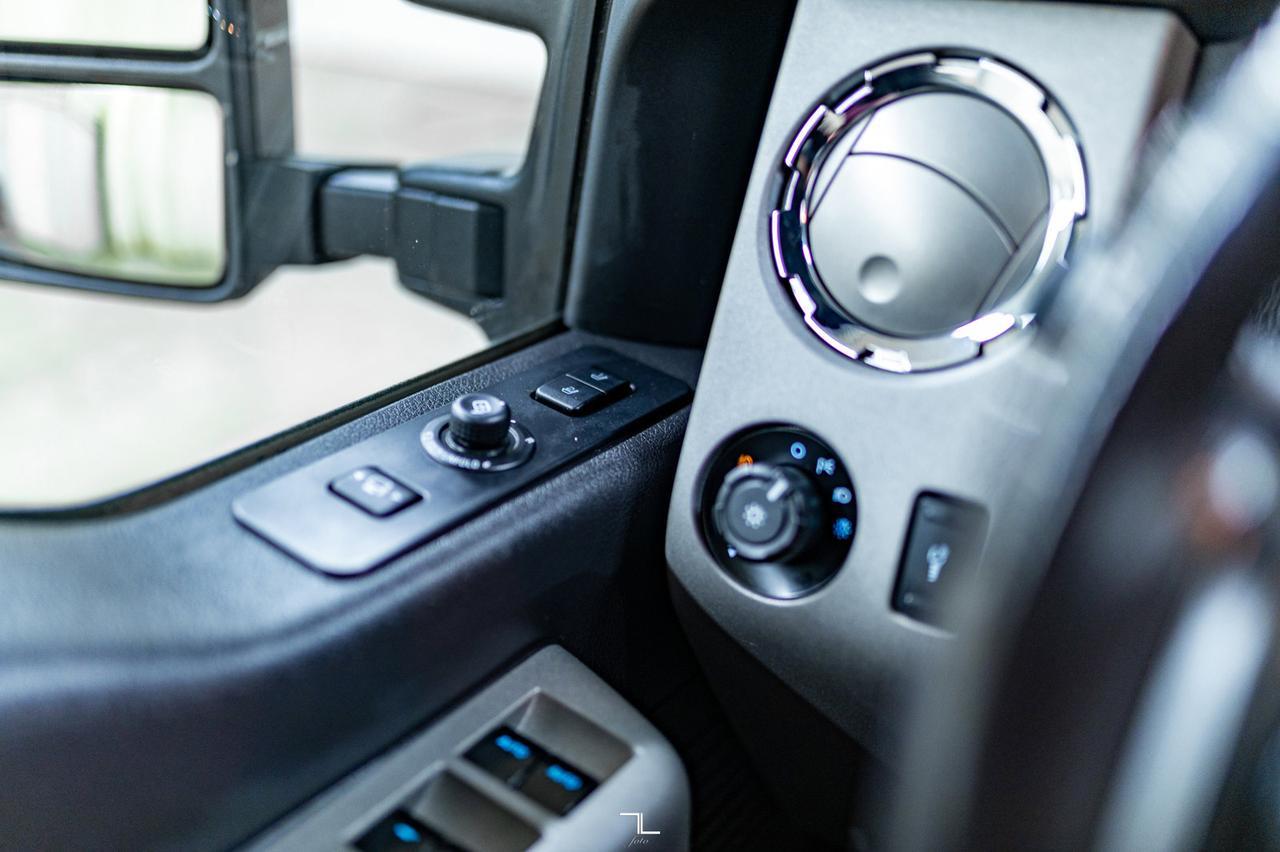 2016 Ford F-350 4x4 Crew Cab Lariat FX4 Diesel Leather Roof Nav Red Deer AB