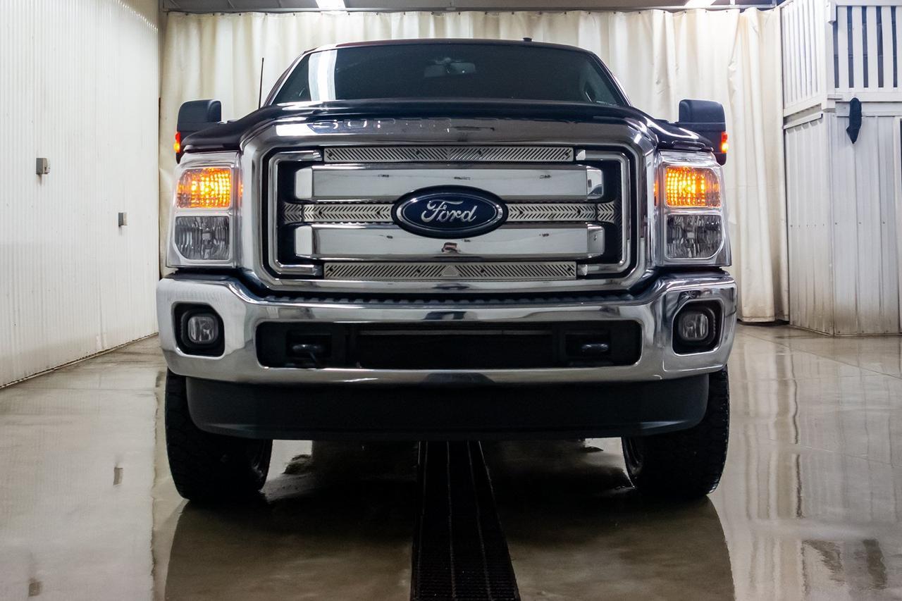 2016 Ford F-350 4x4 Crew Cab Lariat FX4 Diesel Leather Roof Nav Red Deer AB