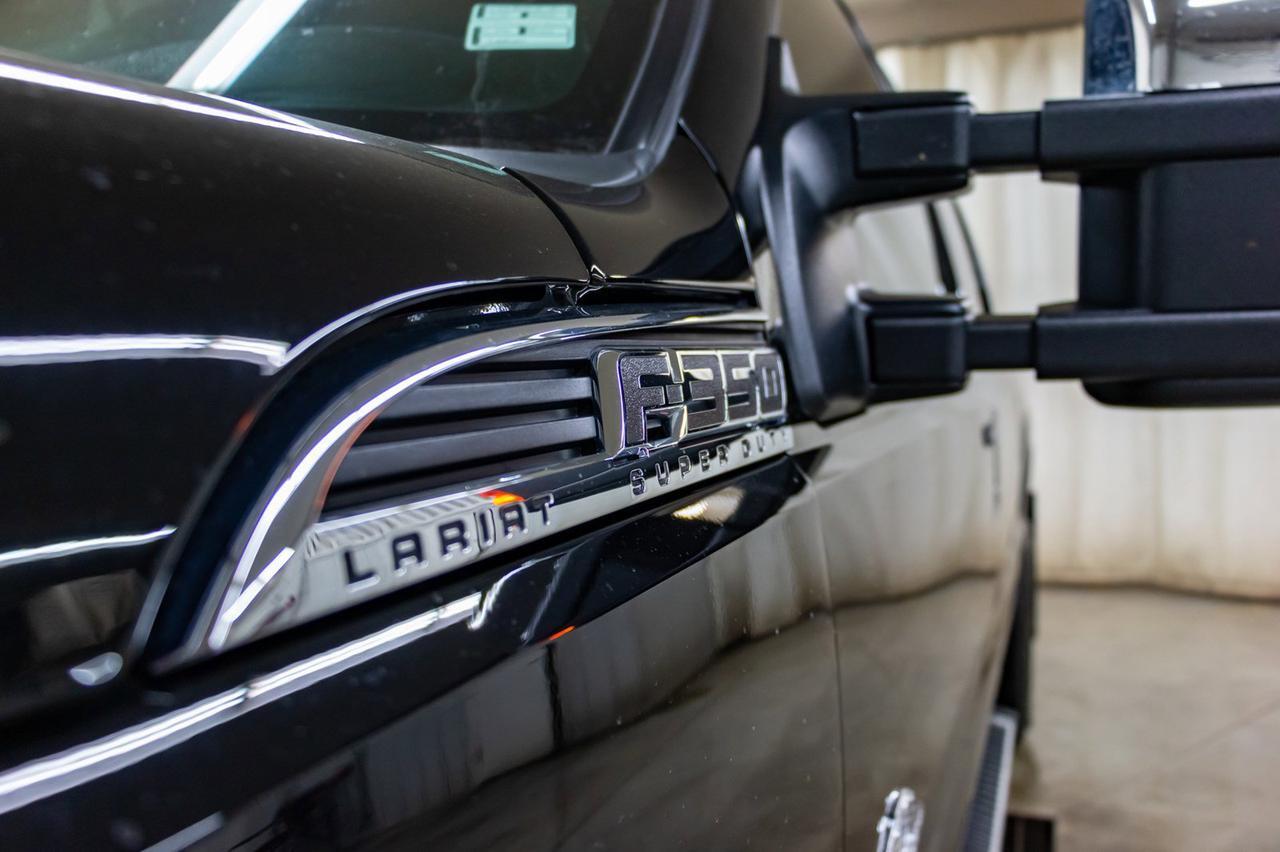 2016 Ford F-350 4x4 Crew Cab Lariat FX4 Diesel Leather Roof Nav Red Deer AB