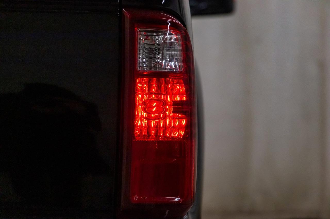 2016 Ford F-350 4x4 Crew Cab Lariat FX4 Diesel Leather Roof Nav Red Deer AB