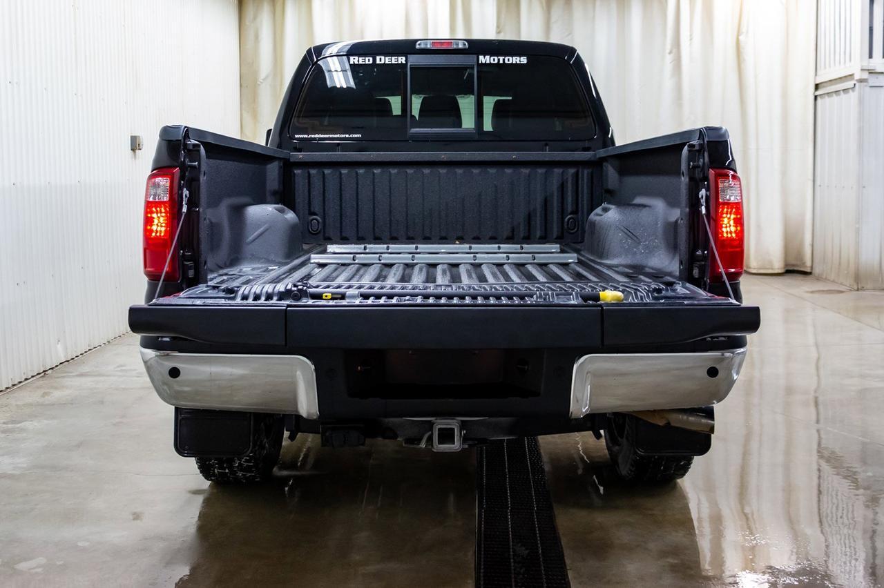 2016 Ford F-350 4x4 Crew Cab Lariat FX4 Diesel Leather Roof Nav Red Deer AB