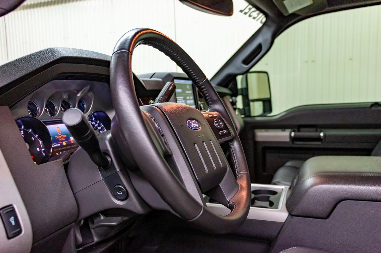 2016 Ford F-350 4x4 Crew Cab Lariat FX4 Diesel Leather Roof Nav Red Deer AB