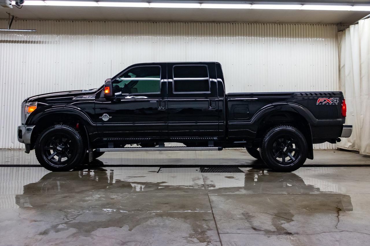 2016 Ford F-350 4x4 Crew Cab Lariat FX4 Diesel Leather Roof Nav Red Deer AB