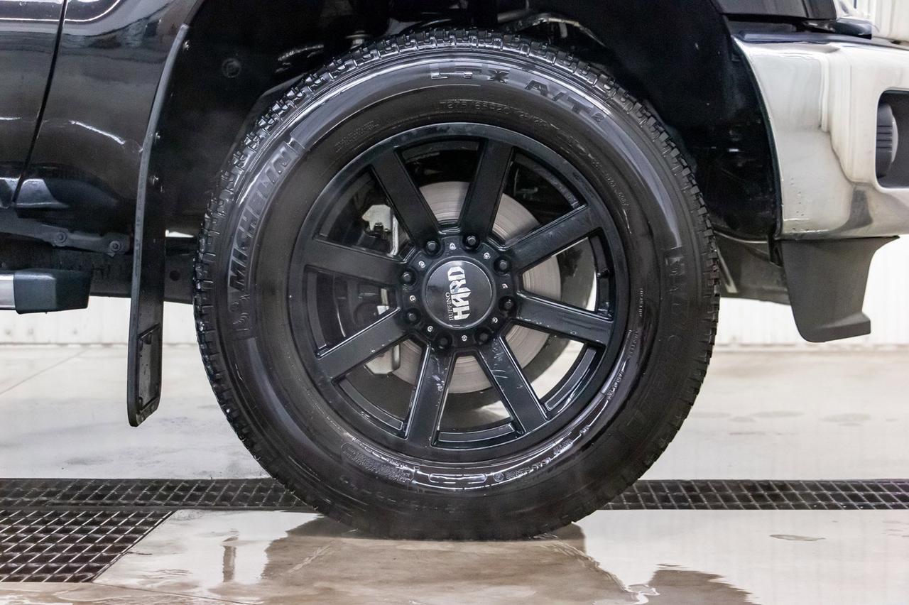 2016 Ford F-350 4x4 Crew Cab Lariat FX4 Diesel Leather Roof Nav Red Deer AB