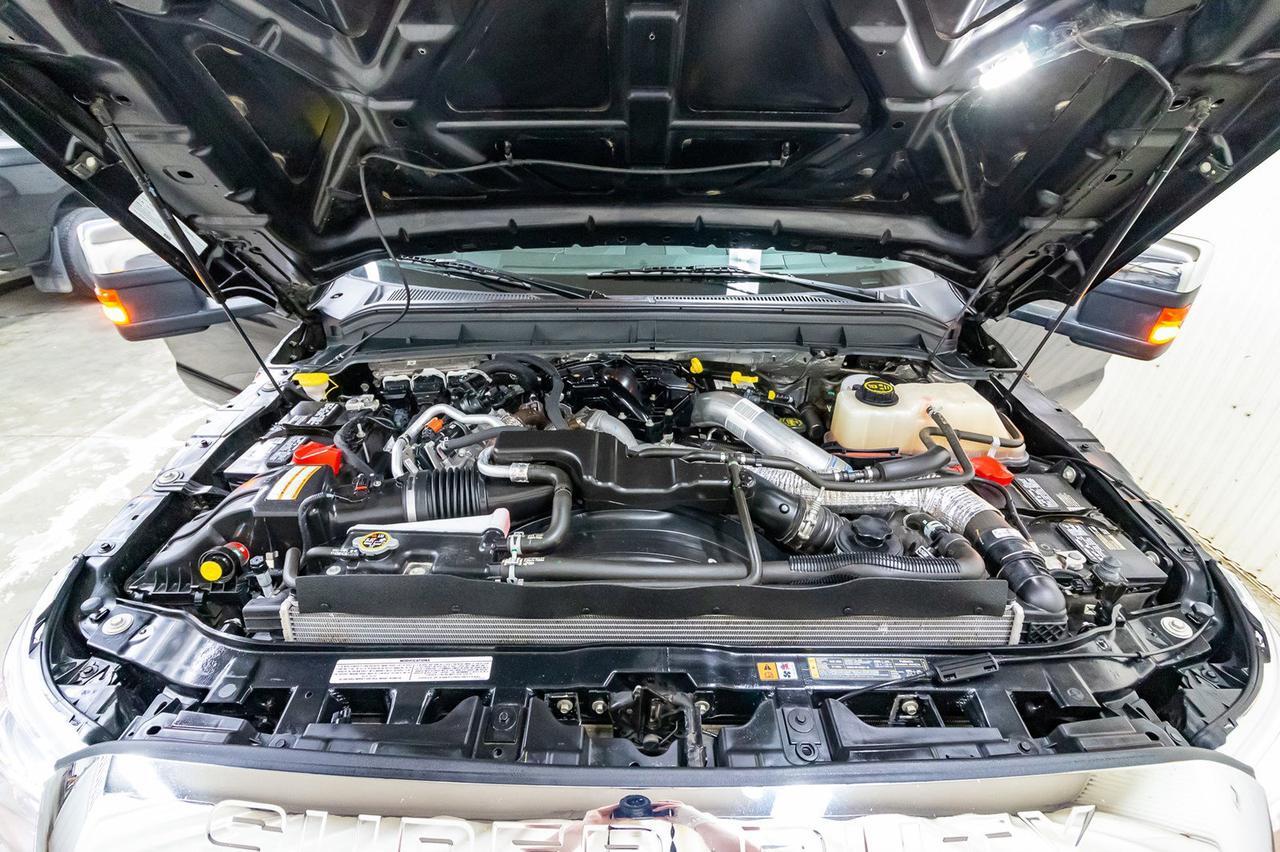 2016 Ford F-350 4x4 Crew Cab Lariat FX4 Dually Red Deer AB