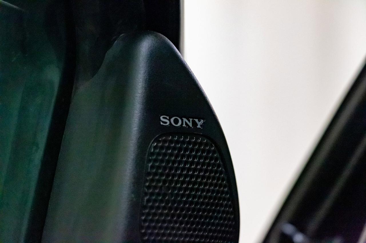 2016 Ford F-350 4x4 Crew Cab Lariat FX4 Longbox Diesel Red Deer AB