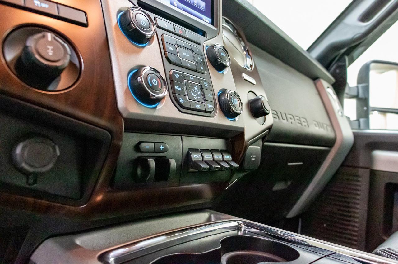 2016 Ford F-350 4x4 Crew Cab Lariat Leather BCam Red Deer AB