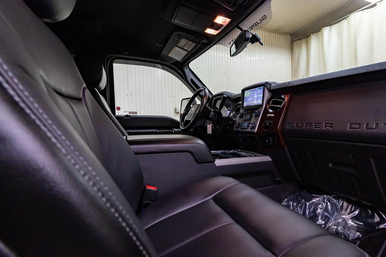 2016 Ford F-350 4x4 Crew Cab Lariat Longbox Diesel Leather Nav BCam Red Deer AB