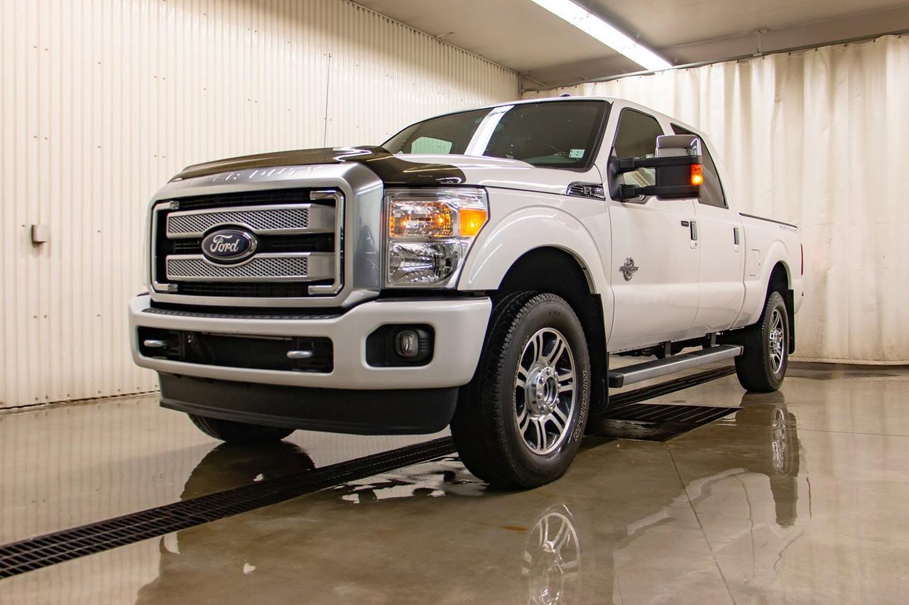 2016 Ford F-350 4x4 Crew Cab Platinum Diesel Leather Roof Nav Red Deer AB