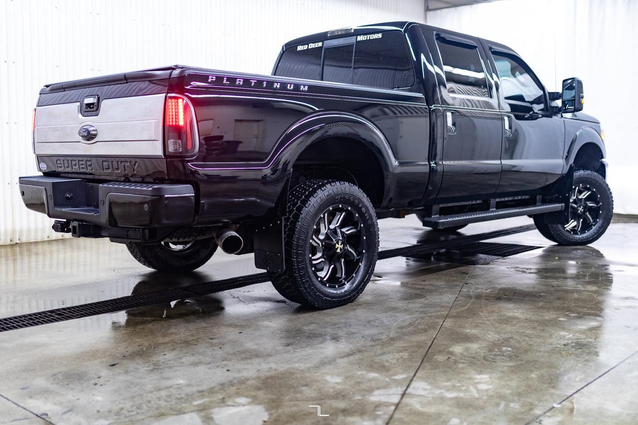 2016 Ford F-350 4x4 Crew Cab Platinum Diesel Leather Roof Nav Red Deer AB