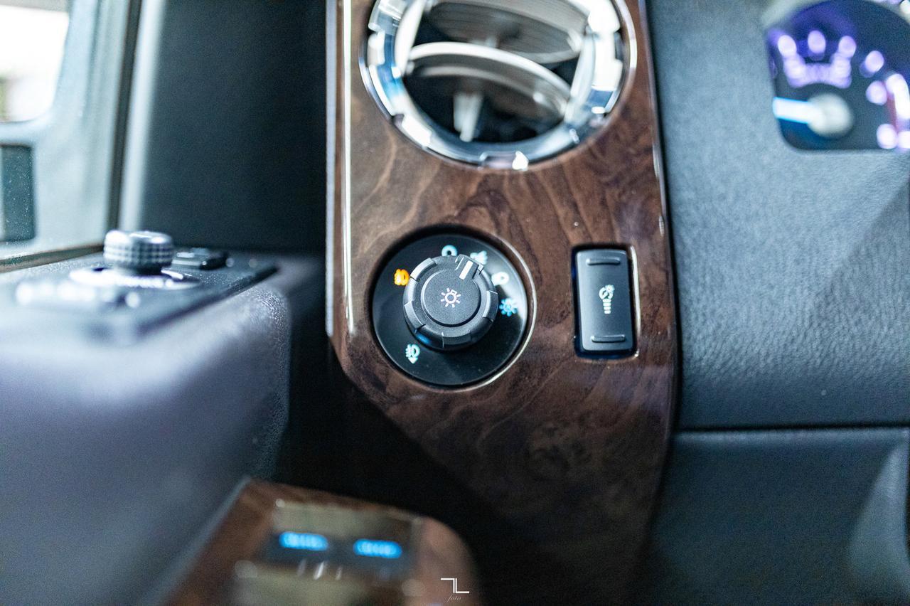 2016 Ford F-350 4x4 Crew Cab Platinum Diesel Leather Roof Nav Red Deer AB