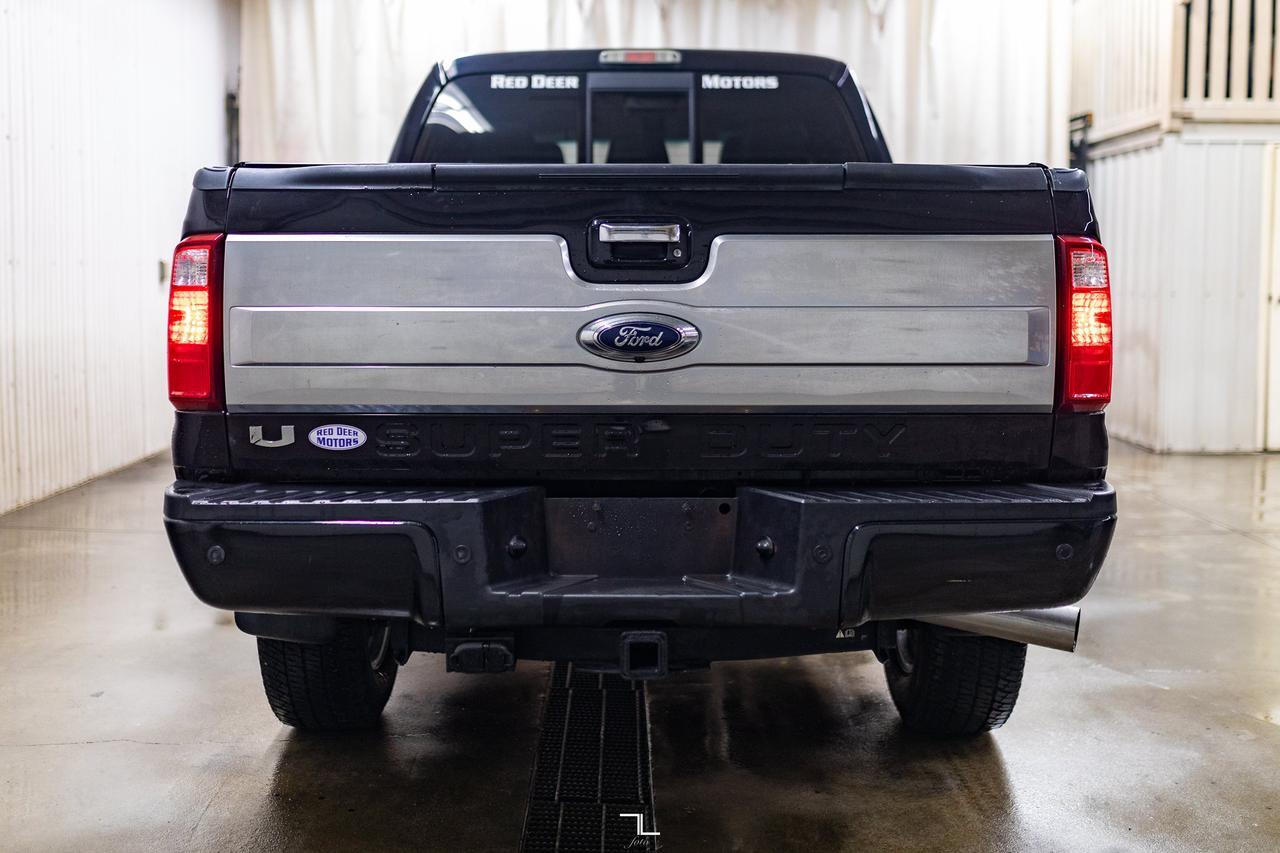 2016 Ford F-350 4x4 Crew Cab Platinum Diesel Leather Roof Nav Red Deer AB
