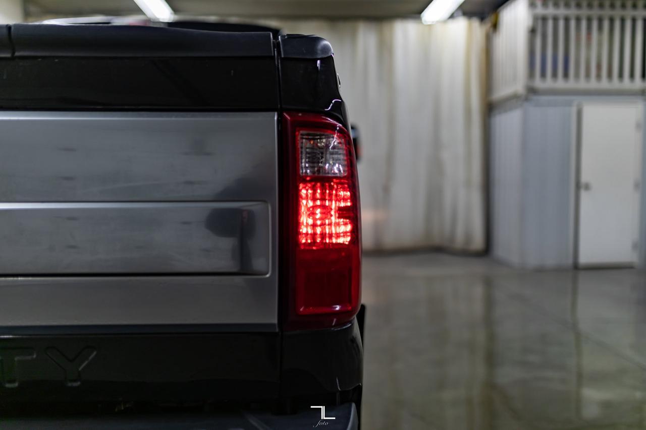 2016 Ford F-350 4x4 Crew Cab Platinum Diesel Leather Roof Nav Red Deer AB