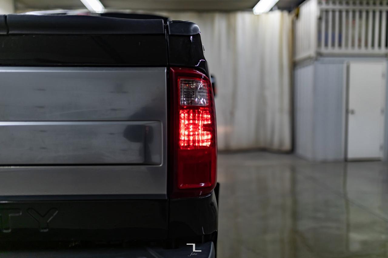 2016 Ford F-350 4x4 Crew Cab Platinum Diesel Leather Roof Nav Red Deer AB