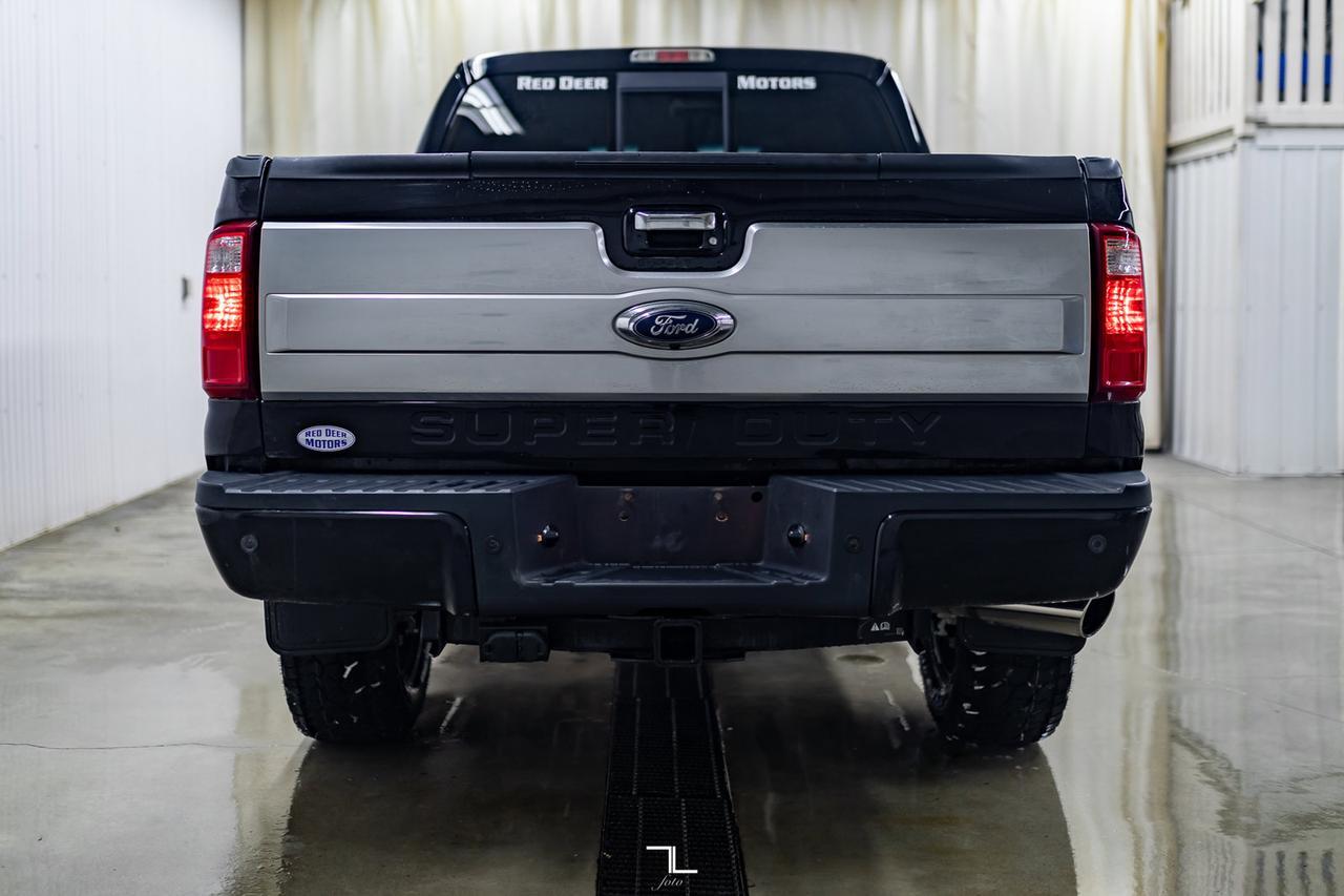 2016 Ford F-350 4x4 Crew Cab Platinum Diesel Leather Roof Nav Red Deer AB